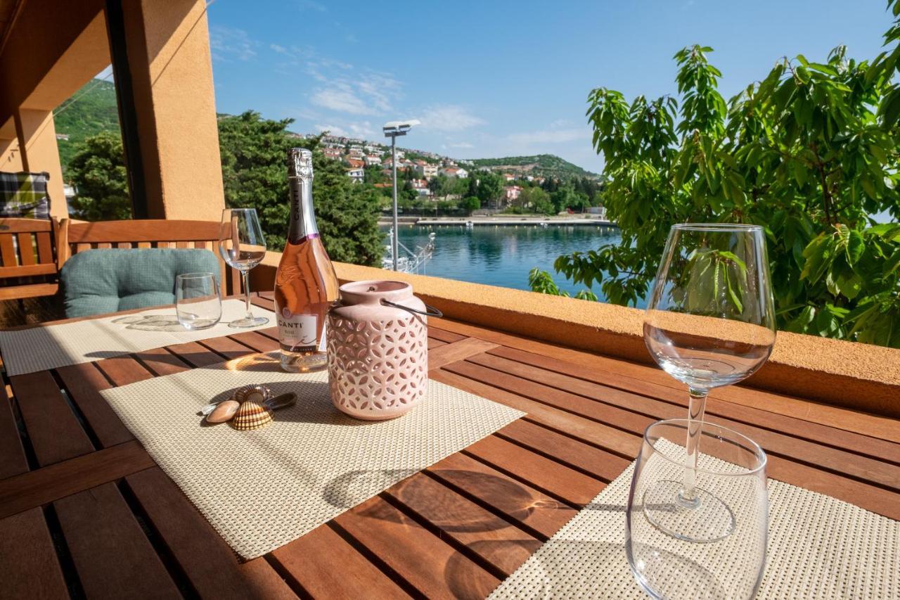 Apartmani Suzana Klenovica Exteriör bild