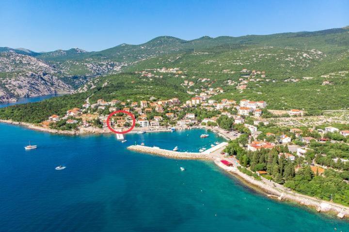 Apartmani Suzana Klenovica Exteriör bild